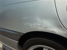 今日午後… 初心者マークを付けた未成年に車をぶつけられた… 今日午後… 初心者マークを付けた未成年に車をぶつけられた…