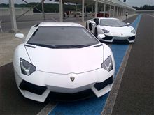 ランボルギーニ アヴェンタドールLP700-4 ランボルギーニ アヴェンタドールLP700-4