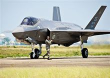 F35、正式契約! F35、正式契約!
