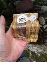 牛肉が海苔代わりのおにぎり