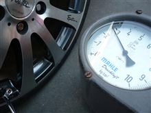 久々の洗車＆空気圧チェック