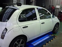 マーチ…タイヤ交換をする☆