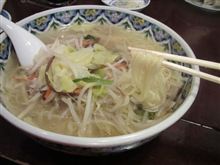今日のディナーは、「揚州商人」タンメン＆小龍包