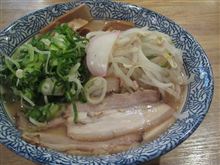 今日のディナーは、「中華そば 戎 EBISU」特そば 900円