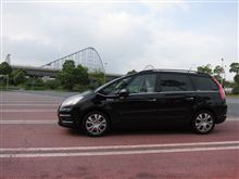 どこの車？？？