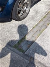 おとーさん、朝からバカやってないで！ご近所に迷惑よー・・・・