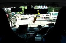 ぎゃぁぁああ～、何台も何台も、逆走してくる車が目の前に！ 