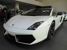 アヴェンタドール　LP700-4　買う人は買う。 