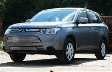 ロシア仕様 新型 ミツビシ アウトランダー　アフターパーツ 早くも 登場 ・・・・