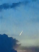 飛行機雲がキレイ