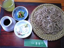 蕎麦を食べに．．．