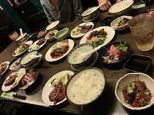 ナースさんに囲まれて牛タンを