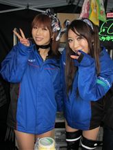 D1GP in お台場 なめんなよシスターズ 佐伯みゆさん（左）結城れいささん（右）