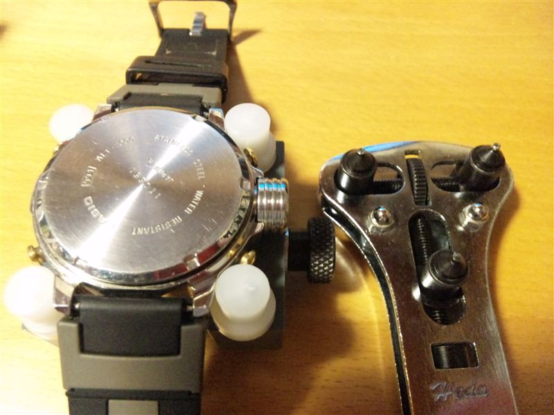 CASIO プロトレック（ALT-7000）電池交換｜lupin_kidsのブログ