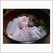 三色ヒラメ丼