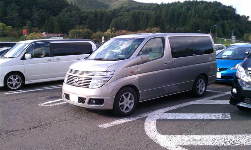 E51エルグランドの燃費 レンタカー とくじのブログ Doxy Style みんカラ