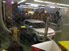 タイヤ交換中(^-^)/