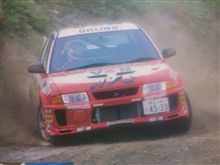 インを離さないで抑えた走り…