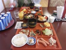 朝食バイキングは・・・