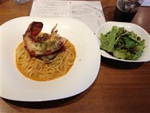 本日の昼飯とグリーン車両