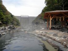今朝の朝練は、、、混浴！？