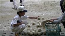 練習、雨でも休みなしですよ