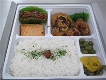 今日のランチは、とんかつ「まい泉」お好み弁当 850円