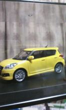 スイスポ購入時に　もらった　ミニカー(チャンピオンイエロー)