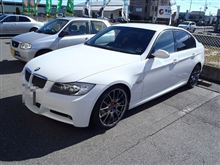 メンテナンスは大事..BMW E90 323..エンジンオイル＆ブレーキパッド