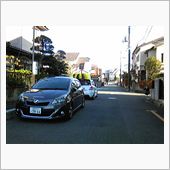 やたらと車高の低いびっつが来 ...