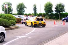 写真も視線もいただきました 