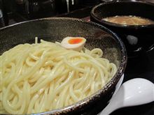 今日のディナーは、「鉄神」醤油つけ麺 700円