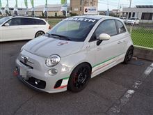 毒素をばら撒きながら...走る為..半年に一度..オイル交換　FIATアバルト500 