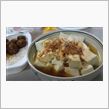 ﾐｰﾄﾎﾞｰﾙ飯　湯豆腐
