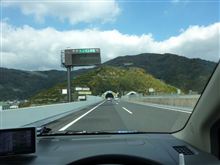 不気味な阪和道藤白、長峰トンネルを走行しました(T_T)