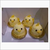 実はひよこの形をしたプリンら ...