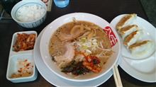 お昼はラーメン！