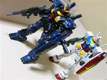 黒いガンダムと白い元祖