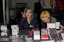 D1CHAMPIONS inお台場 DOLLZ YUUKAさん（左）MIAさん（右）