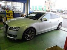 メンテナンスは大事..AUDI A5...バッテリー交換　VARTA　AGM