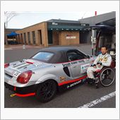 サーキットの障がい者たち