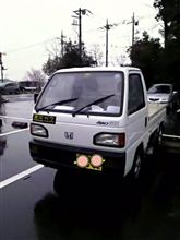 どうやって出勤して来たんだ( -_-)(-_- )!?
