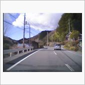 対向車線を塞ぐ危ない運転