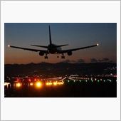夜景、飛行機。