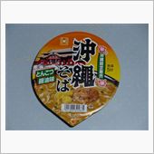 マルちゃん沖縄そばとんこつ醤 ...