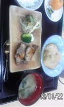 お昼ご飯は(?_?)