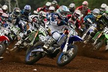 自分の作ったＲＭ１２５が、全日本モトクロスで走る！　・・・　最高の幸せ　(〃^ - ^〃)♪　