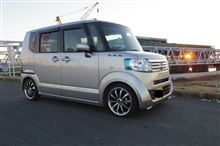 昨晩、装着完了！母親介護仕様Nっ箱車高ダウンバージョンです！