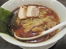 今日のディナーは、「台湾家庭料理 美膳坊」こがし醤油ラーメン ６８０円