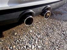 左の穴が黒いVW-167(03)洗車　・・・　o(▼_▼θ